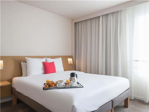Guest Room,On-Site