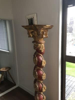 thumbnail: Interior detail