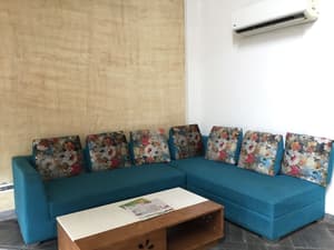 thumbnail: Lobby sitting area