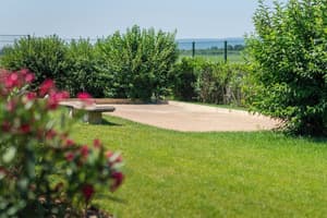 thumbnail: Garden