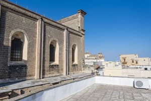 thumbnail: Balcony view