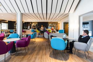thumbnail: Restaurant