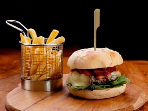 thumbnail: Restaurant