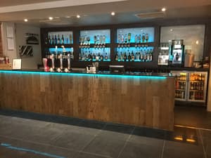 thumbnail: Bar (on property)