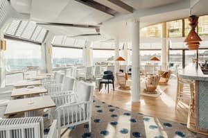 thumbnail: Bar (on property)