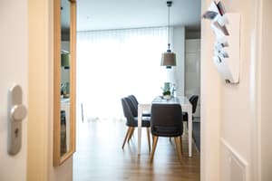 thumbnail: Room service - dining