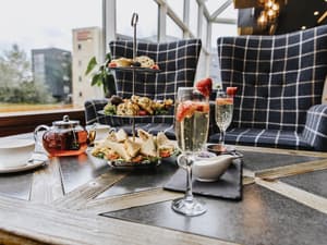 thumbnail: Restaurant