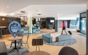 thumbnail: Lobby lounge