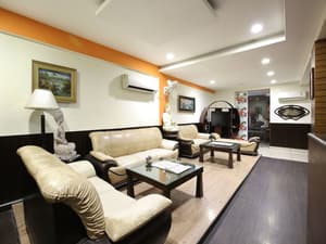 thumbnail: Interior