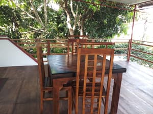 thumbnail: Outdoor dining