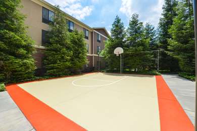 On-Site,Property Amenity,Recreation,Recreational Facility