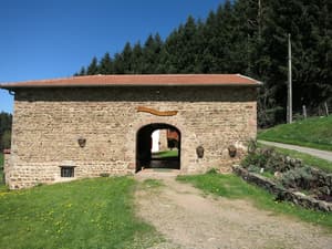 thumbnail: Property entrance