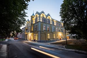 thumbnail: Exterior