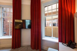 thumbnail: Interior