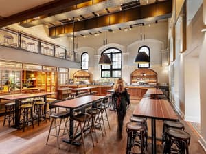 thumbnail: Bar (on property)