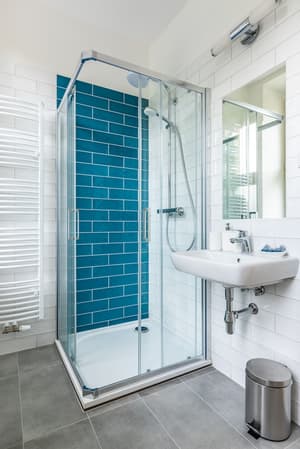 thumbnail: Bathroom shower