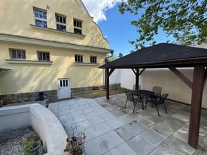 thumbnail: Terrace/patio