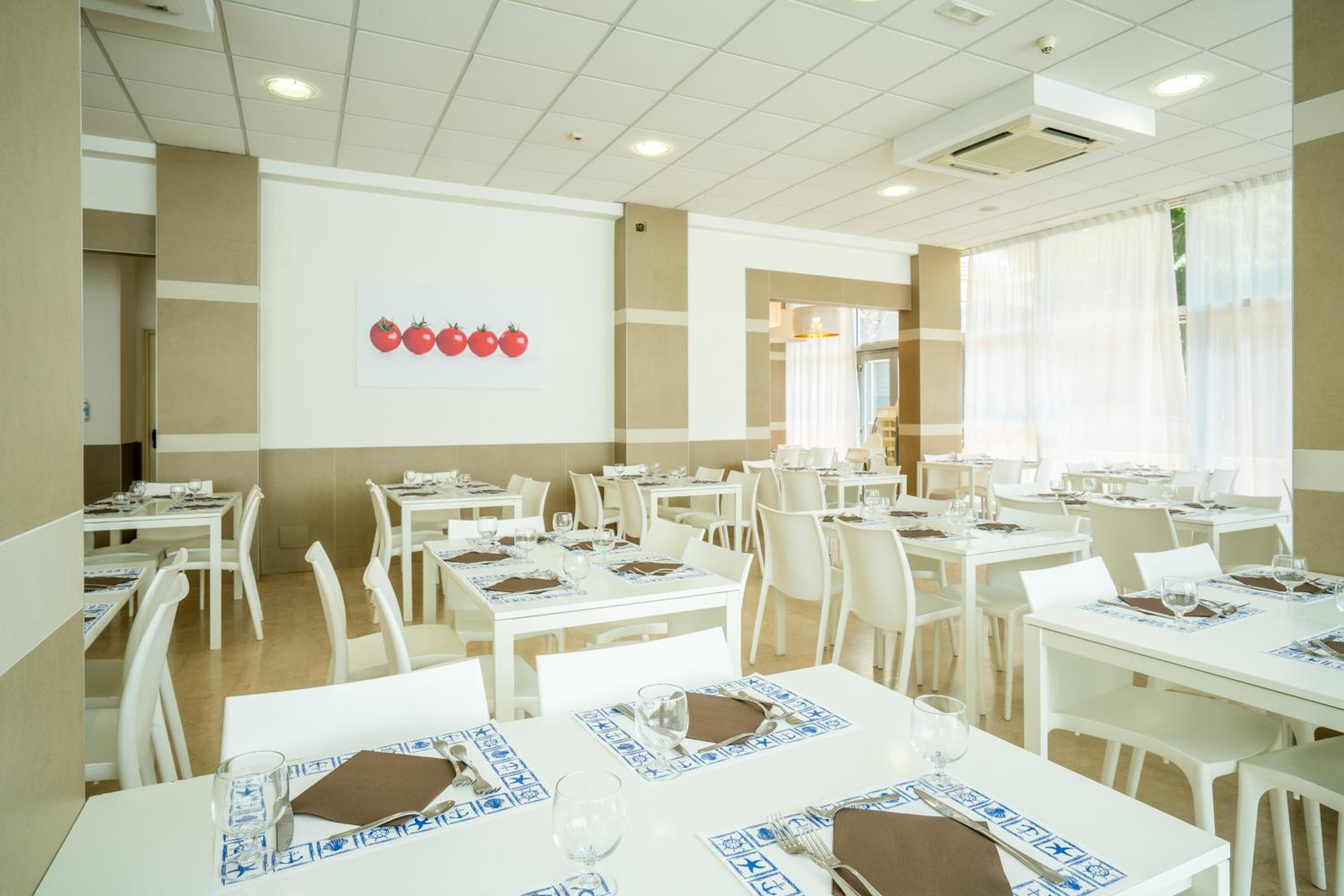 Restaurant-cafeteria