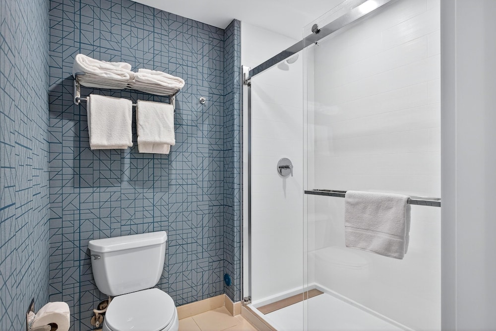 Bathroom shower