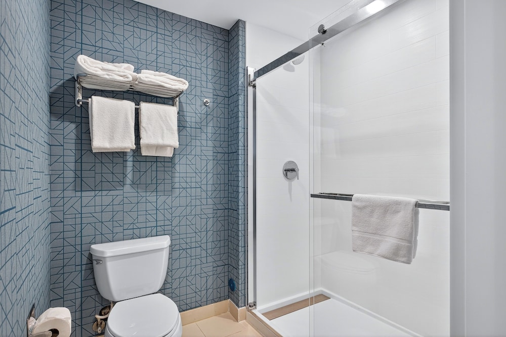 Bathroom shower
