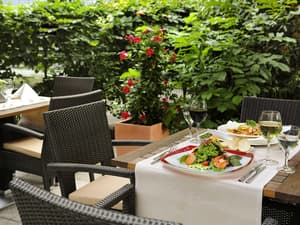thumbnail: Restaurant