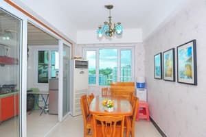 thumbnail: Room service - dining