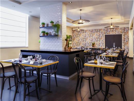 Dining,Dining Area,Restaurant,On-Site