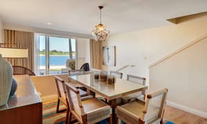 thumbnail: Dining room