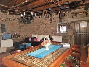 thumbnail: In-room dining