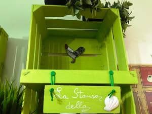 thumbnail: Interior detail