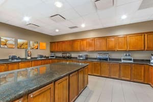 thumbnail: Breakfast area