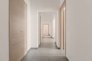 thumbnail: Hallway