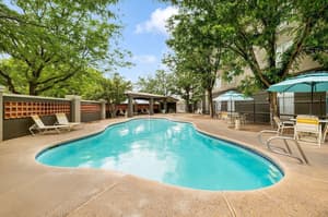 thumbnail: Outdoor pool
