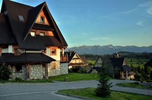 thumbnail: Front of property