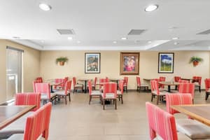 thumbnail: Breakfast area