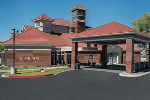 thumbnail: Exterior