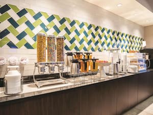 thumbnail: Breakfast area