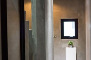 thumbnail: Hallway