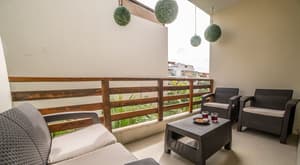 thumbnail: Balcony