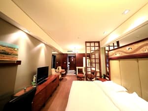 thumbnail: Room