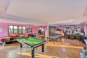 thumbnail: Billiards