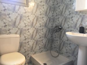 thumbnail: Bathroom shower