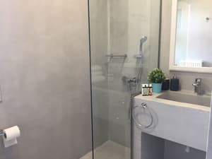 thumbnail: Bathroom shower