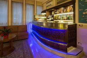 thumbnail: Bar (on property)