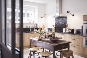 thumbnail: Interior detail