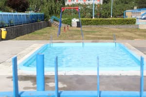 thumbnail: Outdoor pool