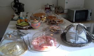 thumbnail: Breakfast area