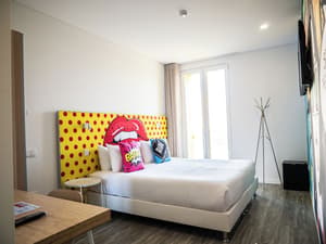 thumbnail: Room