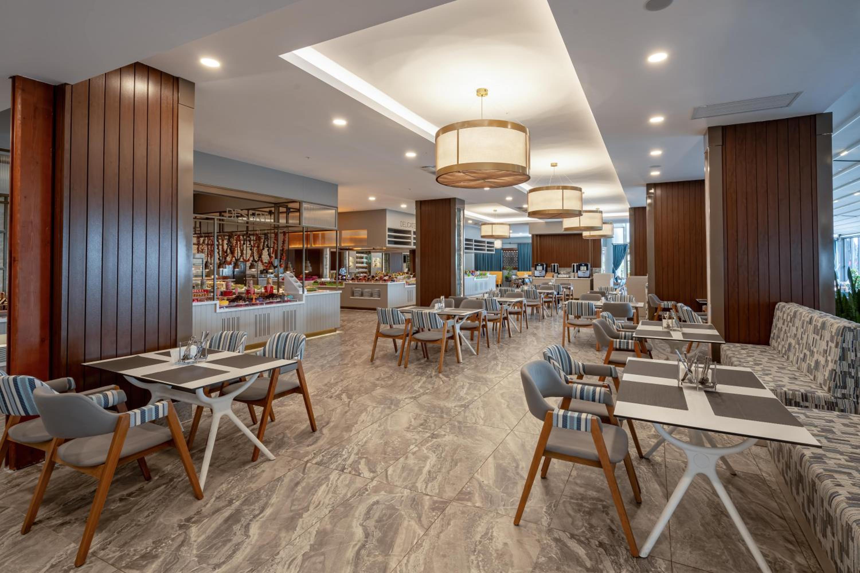 Restaurant-cafeteria