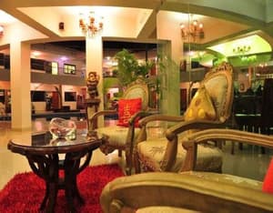 thumbnail: Lobby sitting area